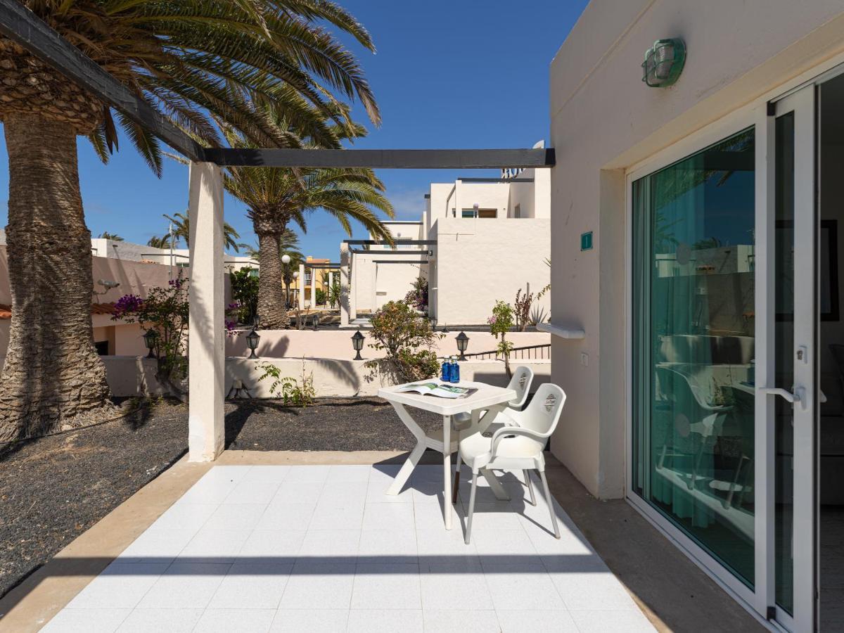 Homeforguest Apartamento 15 Con Terraza Y Piscina En Corralejo Exterior photo