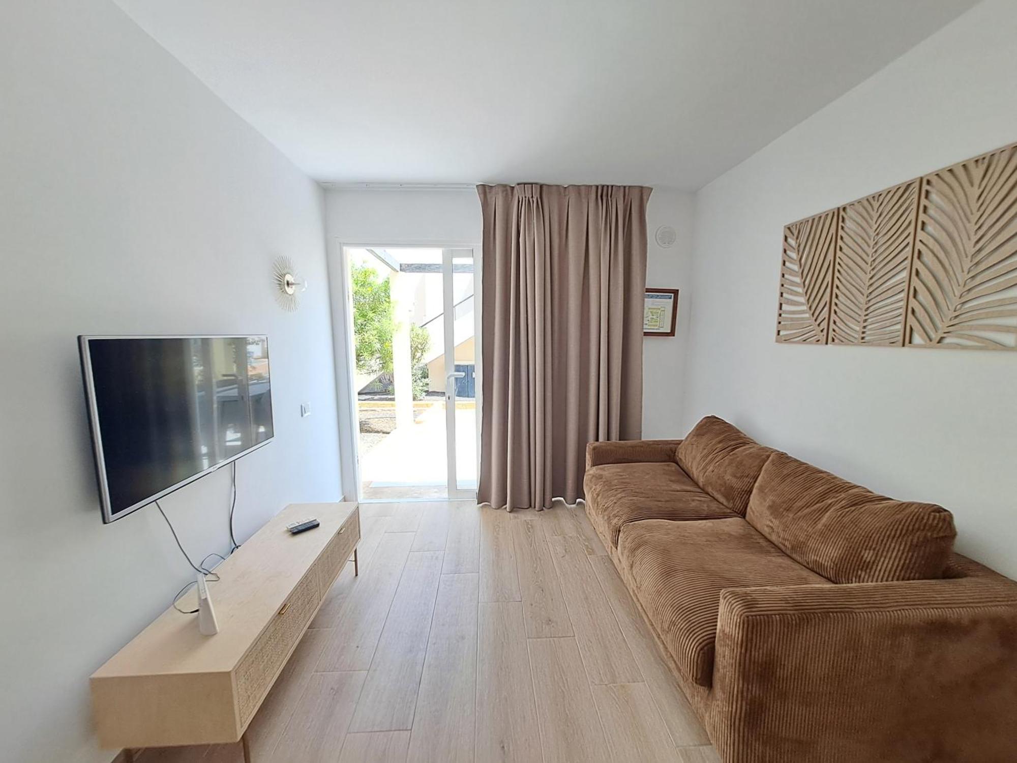 Homeforguest Apartamento 15 Con Terraza Y Piscina En Corralejo Exterior photo
